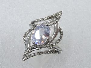 クリスタル　指輪(19号)